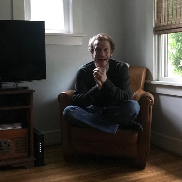 Meet your Posher, Stephen - Picture 1 of 1